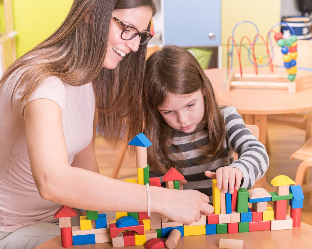 canguros / nannies en chino mandarín e inglés