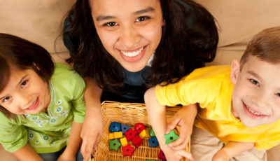 Canguros / Nannies en chino e inglés